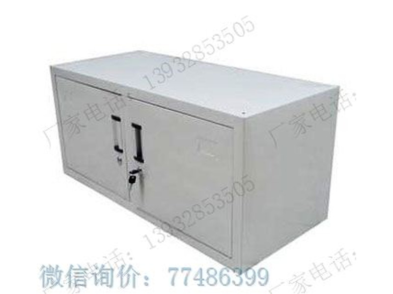 紅色雙門儲物柜