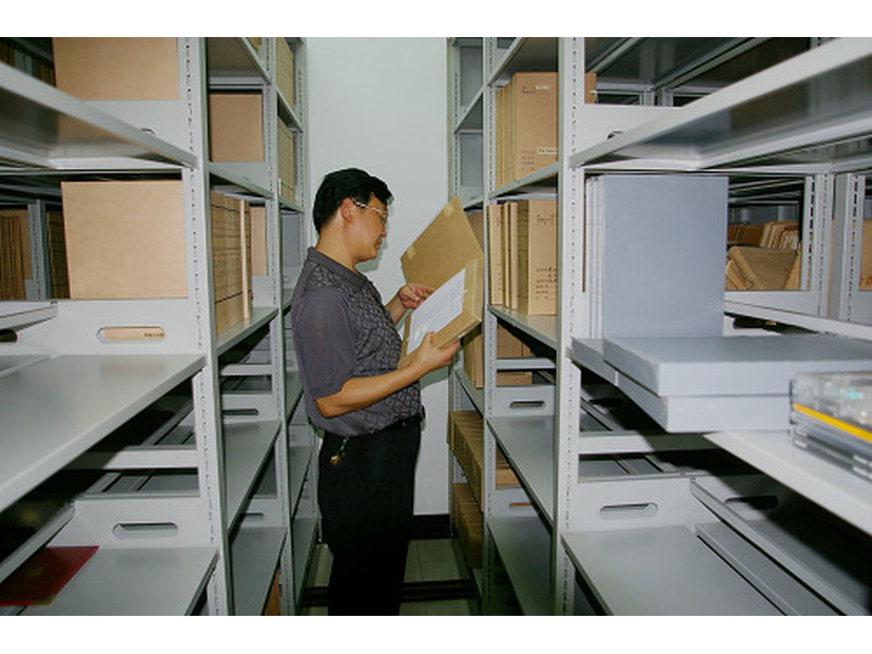 秦皇島檔案室移動(dòng)柜
